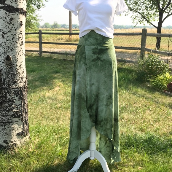 Gorgeous Boho Emerald maxi skirt - Picture 5 of 14
